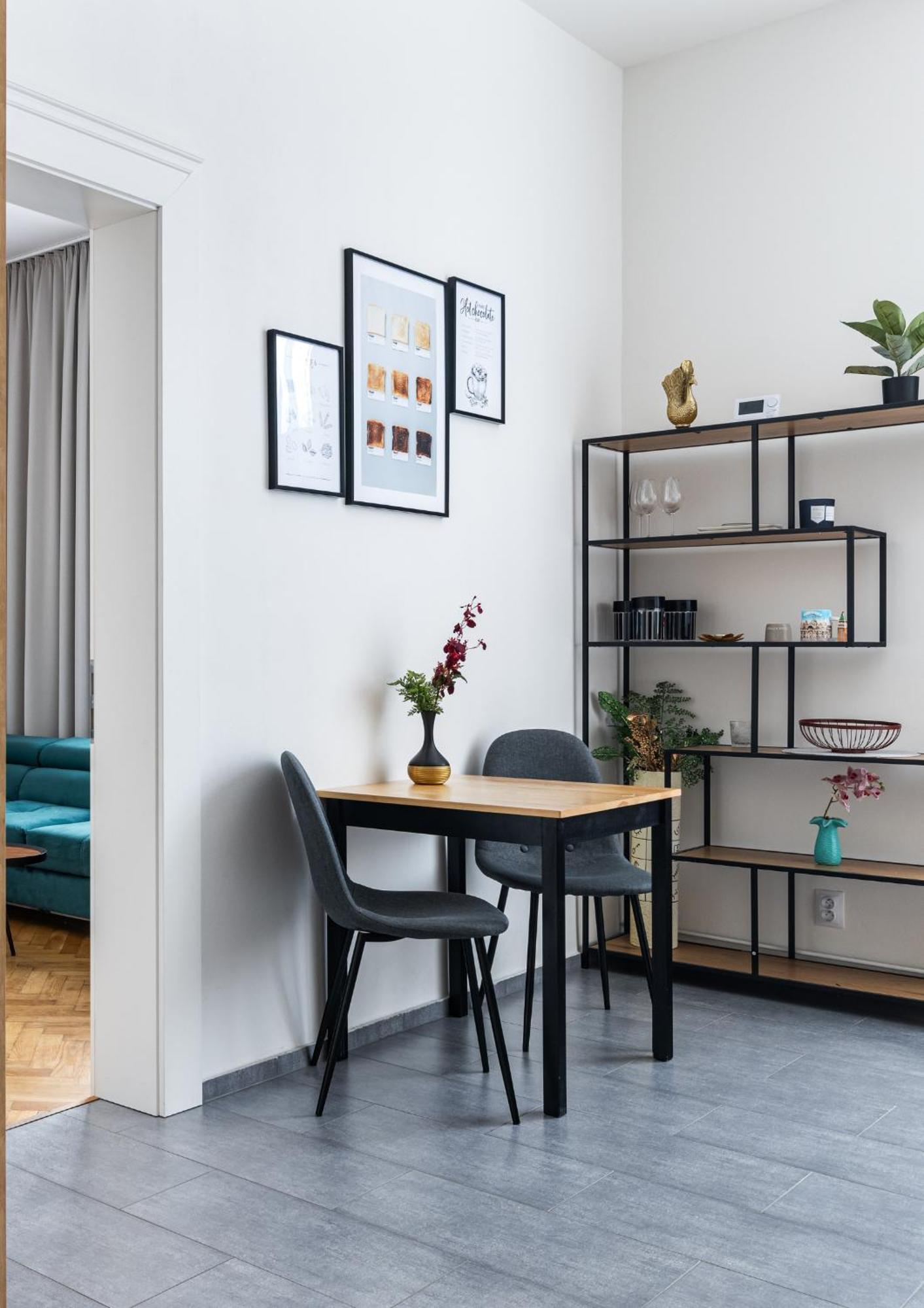 Stay2Gether City Buzz Apt - O2 Arena - Sleeps 6 Prag Exteriör bild